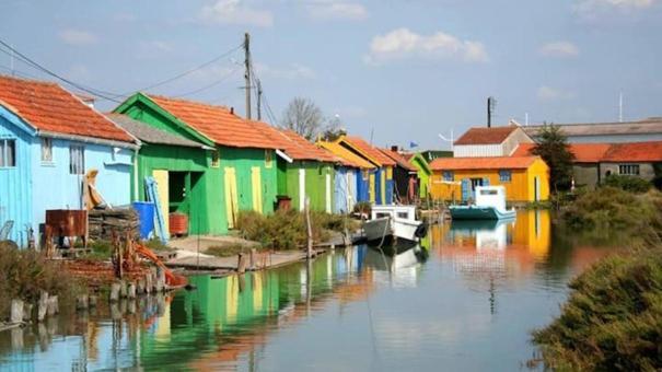 Вилла Agreable Maison Ensoleillee Avec Jardin Arbore Ле-Шато-д'Олерон Экстерьер фото
